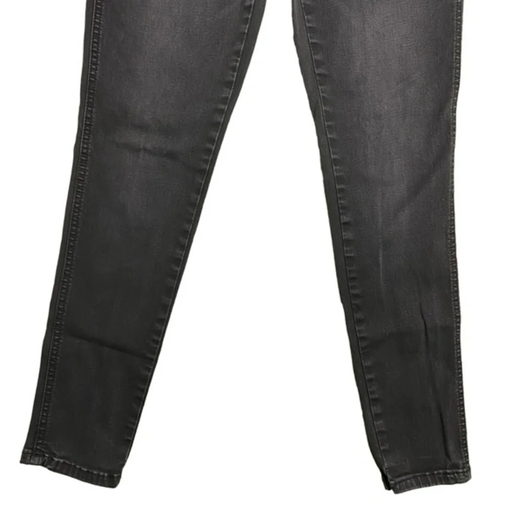 Maurices Jeans Faded Black Studded Skinny Jeans Size Medium Regular 8 10 - Picture 2 of 14